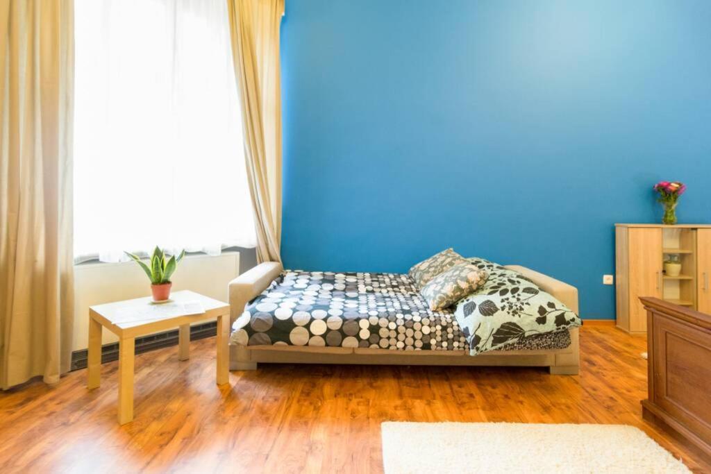 The Quiet Blue Home In The City Center! Krasków Exterior foto